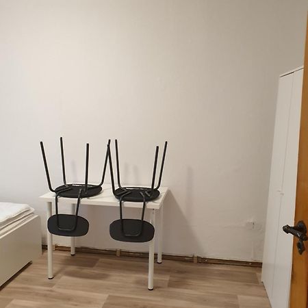 Monteurwohnung Bei Nina Zeitz Bagian luar foto