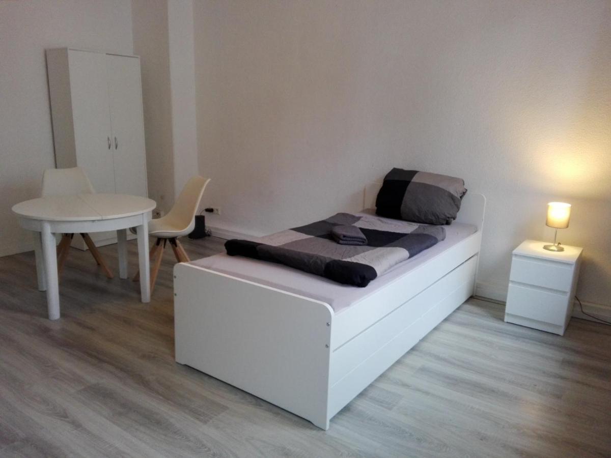 Monteurwohnung Bei Nina Zeitz Bagian luar foto