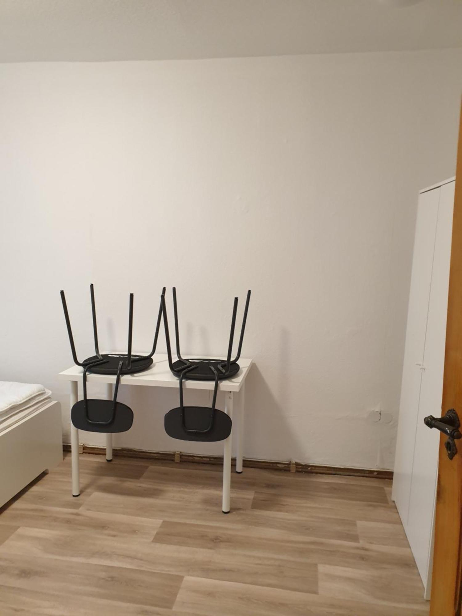 Monteurwohnung Bei Nina Zeitz Bagian luar foto
